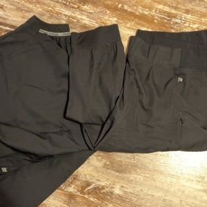 Scrub set